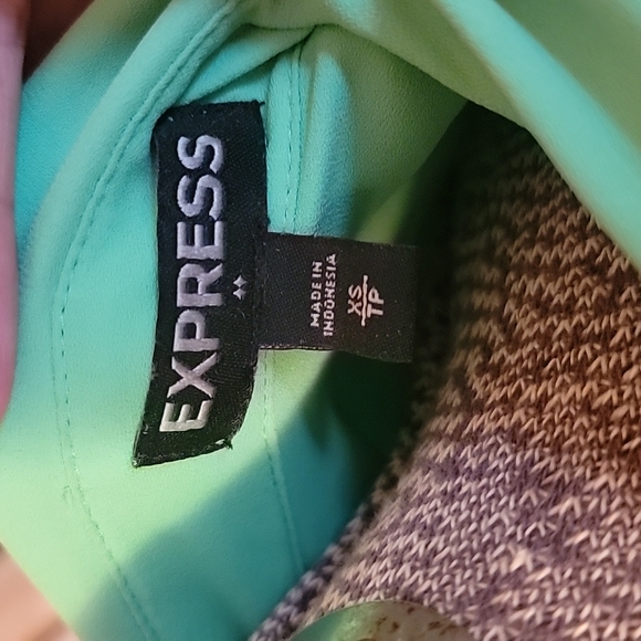 Express Tank Top - Picture 2 of 3